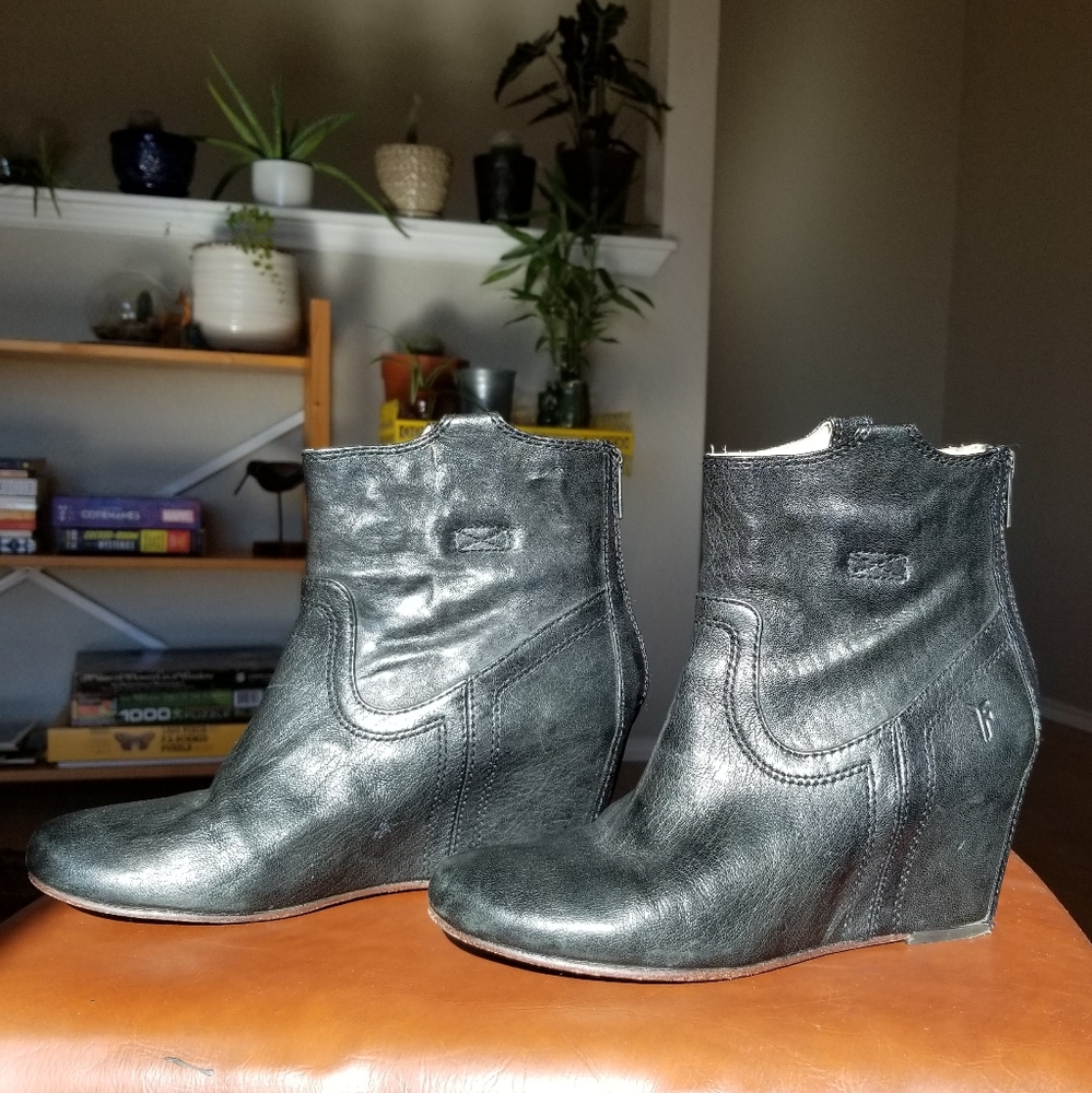 Frye Carson Wedge Booties